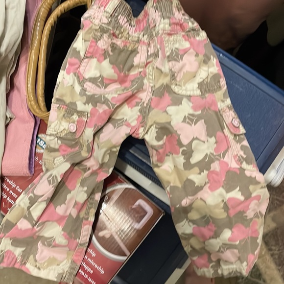 Girls carters 12 month army butterfly pants pink green khaki excellent conditio - Picture 2 of 3
